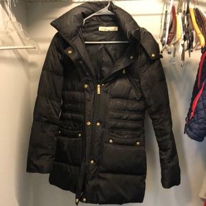 Kenneth Cole S puffer jacket with fur hood